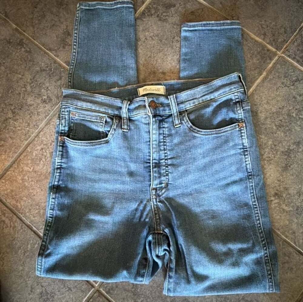 272 Madewell 10 Inch High Rise Skinny Jeans Size 28